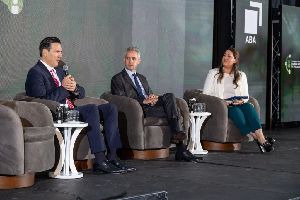 José Etchegoyen, Miguel Baruzze y María Guerra